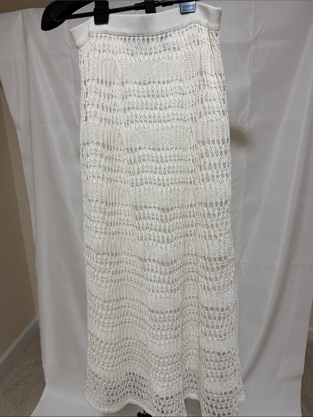 Theory White Crochet MIDI Skirt